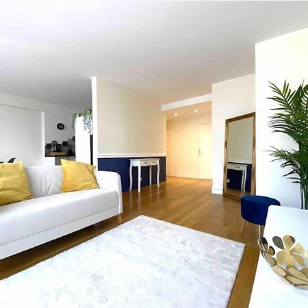 * Superbe Appartement A Versailles * Bagian luar foto