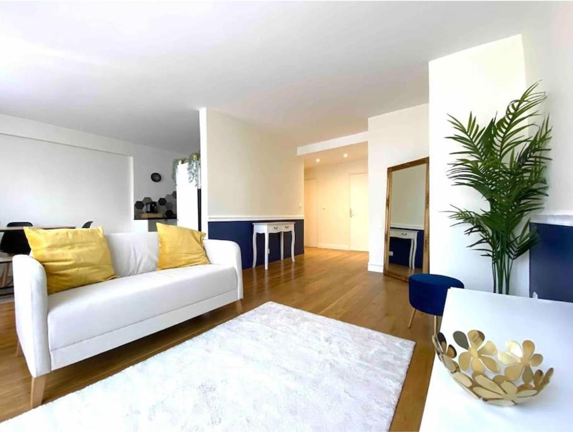 * Superbe Appartement A Versailles * Bagian luar foto